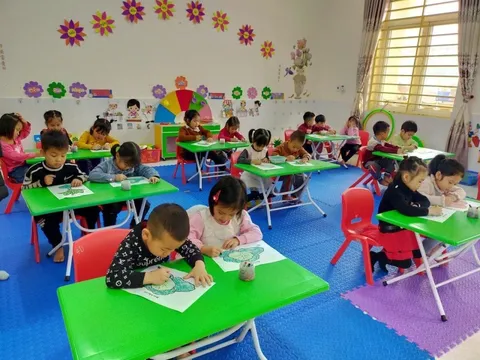 Sắp tới, trẻ em mầm non sẽ được làm quen với tiếng Trung, Nhật, Hàn?