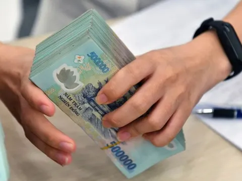 Hóa đơn từ 5 triệu đồng: Thanh toán sai cách, doanh nghiệp tự "tước quyền" khấu trừ thuế