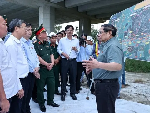 Thủ tướng: Thông xe toàn tuyến cao tốc Châu Đốc - Cần Thơ - Sóc Trăng vào 30/6/2026