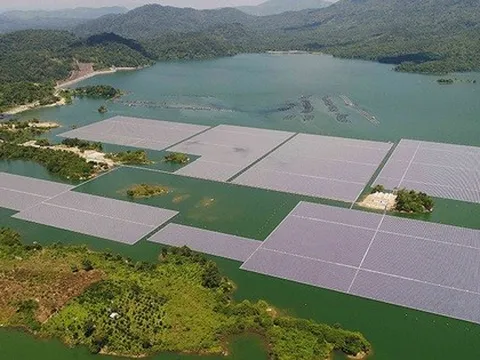 Một loạt dự án nhiệt điện, điện mặt trời nổi sắp triển khai ở TPHCM, Đắk Lắk và Ninh Bình