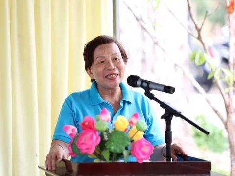 Mẹ chồng U80 của một hoa hậu Việt Nam sở hữu khối tài sản hơn 2.500 tỷ nhờ nắm cổ phiếu công nghệ, viễn thông