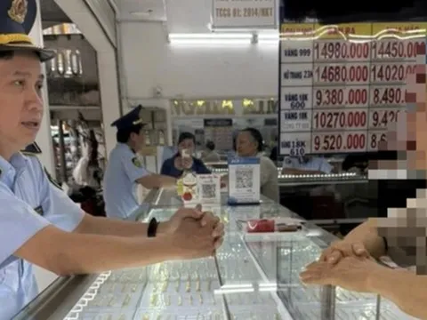 Vĩnh Long: 2 doanh nghiệp bị phạt nặng vì bán vàng trang sức giả mạo