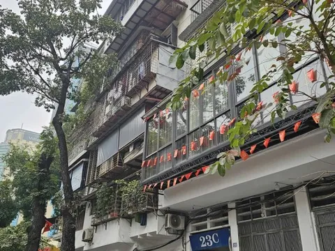 Nhà tập thể cũ ở Hà Nội bỗng nhiên 'hét giá' hơn 360 triệu đồng/m2