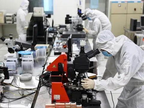 Để thực sự đưa khoa học và công nghệ trở thành động lực trung tâm của tăng trưởng