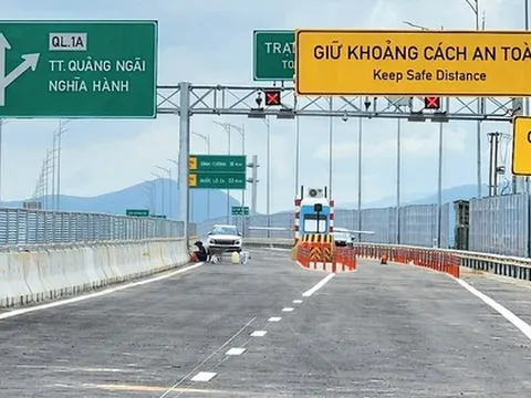 Khẩn trương đưa 5 tuyến cao tốc đã thông xe kỹ thuật vào khai thác trước Tết Nguyên đán