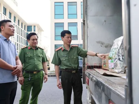 Khám xét khẩn cấp một doanh nghiệp và một hộ kinh doanh do 2 vợ chồng làm chủ