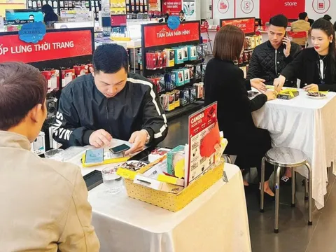 TPHCM tăng tốc chuyển đổi số: Phổ cập smartphone, thử nghiệm trợ lý AI ở cấp xã