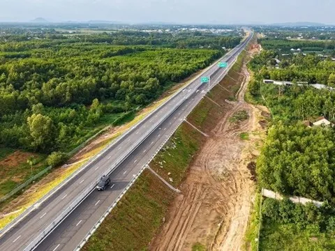 Cao tốc Quảng Ngãi - Hoài Nhơn sẵn sàng đưa vào khai thác phục vụ Tết Nguyên đán