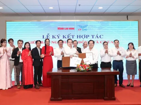 Báo Người Lao Động và Công ty CT UAV chung tay tiếp sức ngư dân bám biển