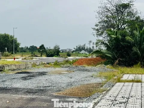 Vướng mặt bằng, hai dự án làm đường gần 4.200 tỷ đồng ở Quảng Ngãi thi công ì ạch