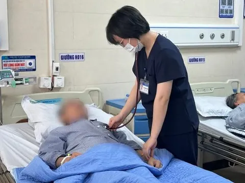 Nhờ người truyền dịch tại nhà, hai người phụ nữ ở Phú Thọ nguy kịch