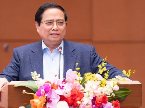 Thủ tướng: Đã huy động 4 triệu thùng dầu từ đối tác để bảo đảm nguồn cung