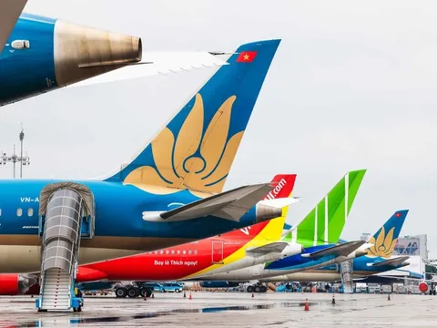 Giá nhiên liệu tăng sốc vì căng thẳng Trung Đông: Ngành hàng không đề xuất thu phụ phí vào vé máy bay nội địa