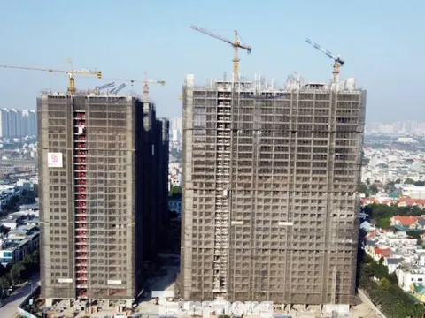 Thị trường bất động sản 'dính đòn' từ giá xăng dầu, vật liệu xây dựng tăng cao