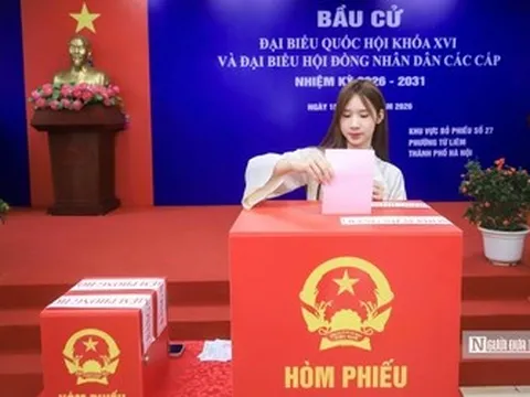 Dấu mốc trưởng thành của những cử tri Gen Z lần đầu cầm lá phiếu đi bầu