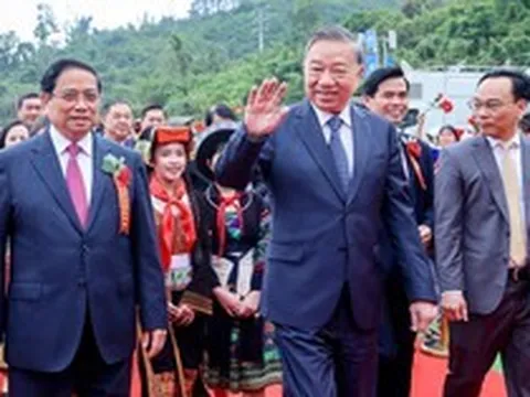 Đúng 8h sáng nay, Việt Nam thiết lập một kỷ lục ý nghĩa với 30.000 tỷ đồng, cả nước đồng loạt khởi công