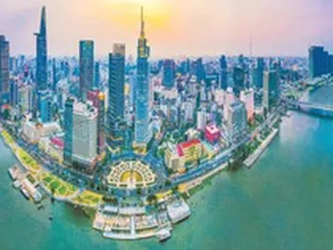 PGS.TS Trần Đình Thiên: Rất gấp, Việt Nam phải làm ngay điều này để thành công như Nhật Bản, Hàn Quốc và Singapore