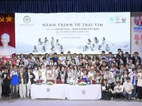 'Hành trình từ trái tim' của Trung Nguyên Legend lan tỏa tri thức và khát vọng cho hơn 30 triệu thanh niên