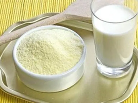 Có nên sử dụng sữa sắp hết hạn?