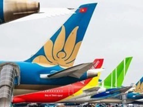 Nhiên liệu bay bảo đảm hết tháng 4, đang nghiên cứu, đánh giá việc tăng trần vé máy bay