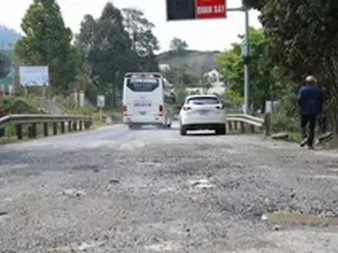 Đường Hồ Chí Minh qua Đà Nẵng xuống cấp nghiêm trọng