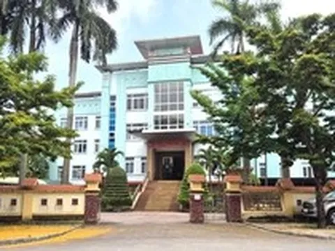 Chủ tịch tỉnh Quảng Trị chỉ đạo làm rõ vụ "người lạ" trong gói thầu 16,5 tỉ đồng