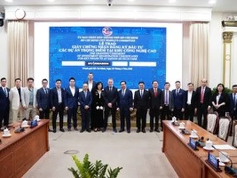 TPHCM trao giấy chứng nhận đầu tư cho 4 dự án công nghệ cao chiến lược