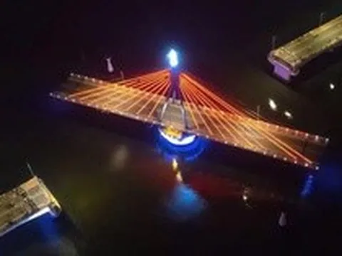 Kỹ sư Việt Nam lần đầu tiên thiết kế và thi công cầu dây văng có thể 'xoay 90 độ', thay thế các bến phà lâu đời
