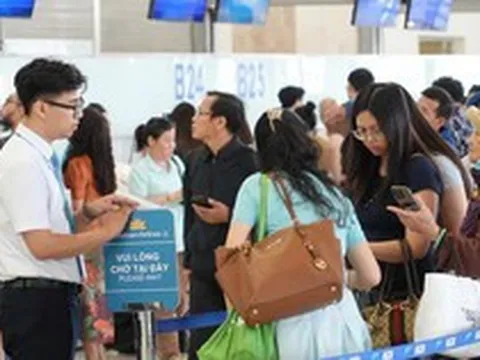 Nội Bài đón lượng khách kỷ lục ngày cuối kỳ nghỉ lễ 30-4, 1-5