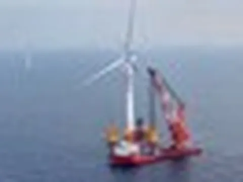 Trung Quốc lắp turbine điện gió nổi ngoài khơi lớn nhất thế giới