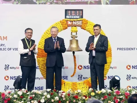 Tổng Bí thư, Chủ tịch nước Tô Lâm rung chuông tại sàn chứng khoán lớn nhất của Ấn Độ