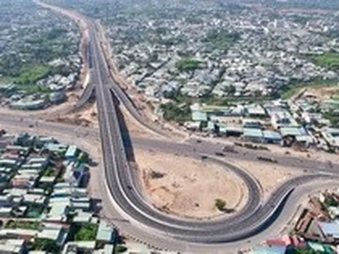 Cận cảnh toàn tuyến đường cao tốc nối TP Đồng Nai với TPHCM trước ngày thông xe