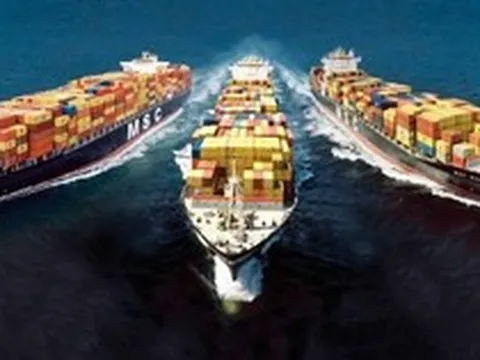 Cước tàu biển tăng trở lại, doanh nghiệp Việt Nam cần làm gì?