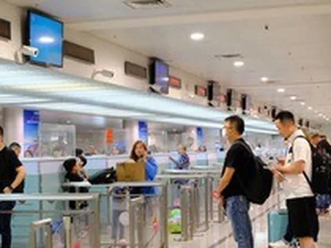 Chính thức tạm hoãn xuất cảnh đối với những người nộp thuế có tên sau đây
