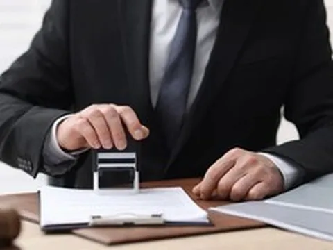 Từ 1/1/2027, 6 loại giao dịch này không còn bắt buộc phải công chứng