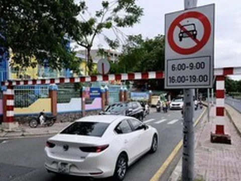 Theo quy định mới nhất, năm 2026, xe ô tô đi vào đường cấm bị phạt bao nhiêu?