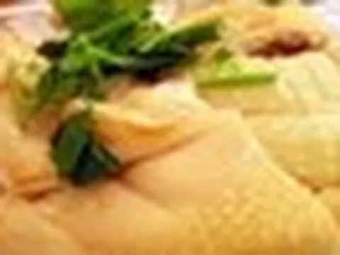 5 bộ phận của con gà rẻ mấy cũng không nên mua về ăn, càng nguy hiểm nếu trong nhà có người già, trẻ nhỏ