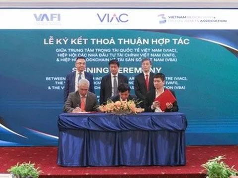 Ra mắt hội đồng chuyên gia giải quyết tranh chấp FinTech, “dọn đường” cho Trung tâm Tài chính Quốc tế