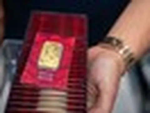 Phát hiện 2 nhà kho chứa 930.000 thỏi vàng