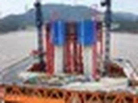 Phát hiện Trung Quốc cắm khối trụ cao bằng tòa nhà 100 tầng giữa biển, quyết thực hiện nhiệm vụ quan trọng