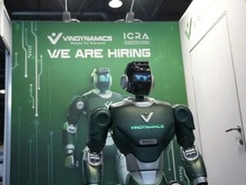 Lần đầu ra mắt robot hình người, công ty của tỉ phú Phạm Nhật Vượng gây chú ý tại 2 sự kiện lớn