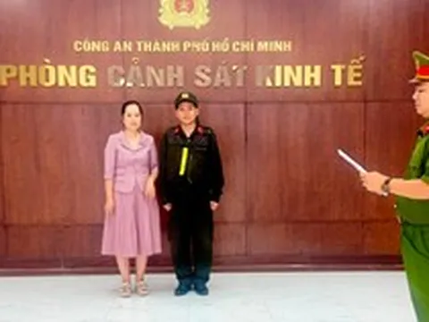 Khởi tố chủ thương hiệu áo dài có tiếng tại TP HCM