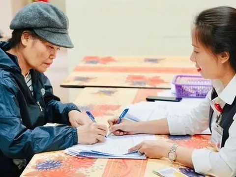 Người lao động nhận hết trợ cấp thất nghiệp rồi mới lĩnh lương hưu, có được không?