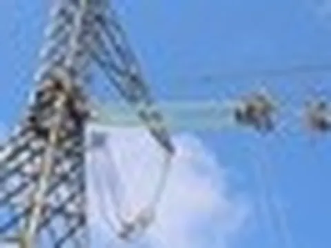 Miền Bắc ngốn điện kỷ lục, 4 mạch đường dây 500kV Bắc - Nam cung ứng thế nào?