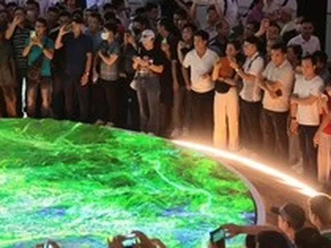 Cận cảnh từng 'ngóc ngách' tại triển lãm Quy hoạch thế kỷ của Hà Nội, lần đầu tiên người dân được tận mắt trải nghiệm công nghệ hiện đại