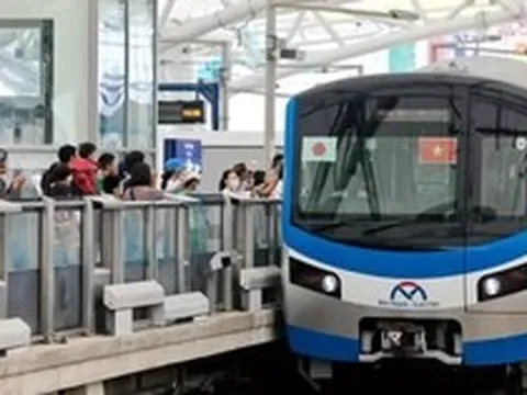 TPHCM: Metro tăng chuyến, miễn phí phục vụ xem pháo hoa ngày 2/7