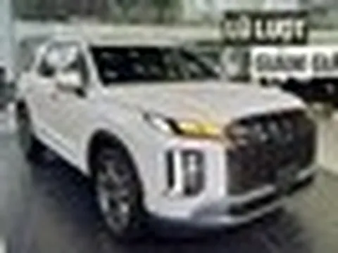 Hàng loạt xe đua giảm giá niêm yết tại Việt Nam: Giảm từ xe nhỏ như Sonet tới xe lớn như Palisade, có mẫu bớt cả trăm triệu đồng