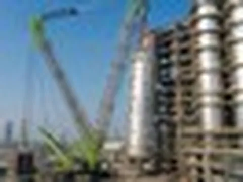 Phát hiện cần cẩu bánh xích 3.600 tấn của Trung Quốc lập 2 kỷ lục thế giới, hoàn thành việc đưa thiết bị nặng 3.037 tấn vào đúng vị trí chỉ trong 6 ngày