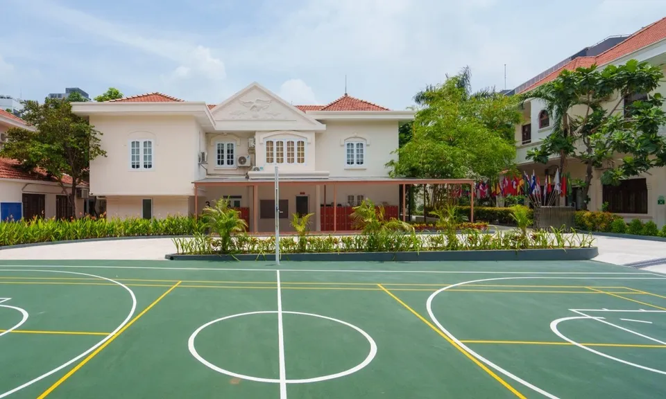 Từ trải nghiệm đến thành tích: cách EIS cân bằng giữa phát triển toàn diện và kết quả học thuật